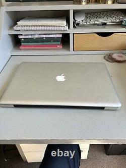 17 Apple MacBook Pro Early 2009 Intel i7 / 8GB Ram / SSD A1297