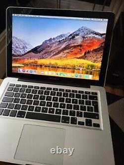 APPLE MACBOOK PRO i7