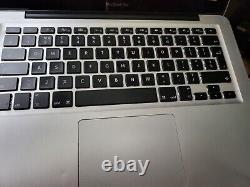 APPLE MACBOOK PRO i7