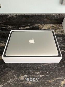 Apple MacBook Pro 13 (256GB SSD, Intel Core i5 5257U, 2.70 GHz, 16GB) Laptop