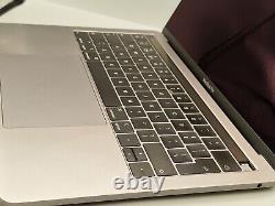 Apple MacBook Pro 13.3 (128 GB SSD, Intel Core i5 8th Gen 3.90 GHz, 8GB) SPARES