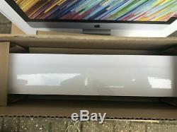 Apple MacBook Pro 13.3 256GB Core i5 7th Gen. 2.3GHz, 8GB Space Grey OCT 2017