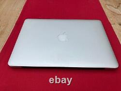 Apple MacBook Pro 13.3 Early 2015 (256GB SSD, Intel Core i5, 2.7GHz, 8GB RAM)