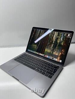 Apple MacBook Pro 13 A1989 2018 i5-8259U 2.30GHz 16GB RAM 256GB NvME Laptop