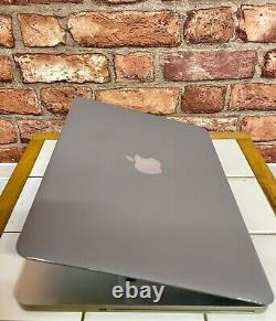 Apple MacBook Pro 13 Core i5 2.5GHz 16GB RAM 256GB HDD GREY MS-Office & SEQUOIA