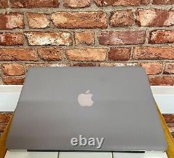 Apple MacBook Pro 13 Core i5 2.5GHz 16GB RAM 256GB HDD GREY MS-Office & SEQUOIA