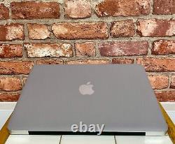 Apple MacBook Pro 13 Core i5 2.5GHz 16GB RAM 256GB SSD MS Office SEQUIOA