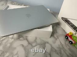 Apple MacBook Pro 13 Core i7 2.5 Ghz 16GB 512GB Mid-2017 A Grade Apple Box