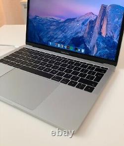 Apple MacBook Pro 13-Inch 2016, Silver, Excellent condition