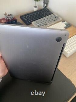 Apple MacBook Pro 13 Laptop 128GB 2017 Space Grey