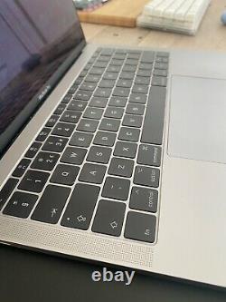 Apple MacBook Pro 13 Laptop 128GB 2017 Space Grey