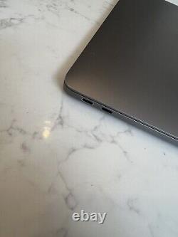 Apple MacBook Pro 13 Laptop, 256GB MPXT2B/A (June, 2017, Space Grey)