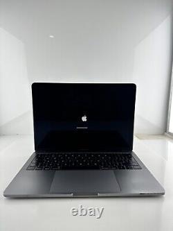 Apple MacBook Pro 13 Mid 2017 Intel Core i5-7360U CPU @ 2.30GHz 8.0GB RAM 256GB