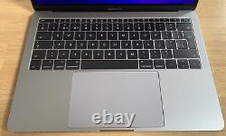 Apple MacBook Pro 13 i5 2.3GHz 8GB 256GB Great Condition/macOS Monterey/AP40