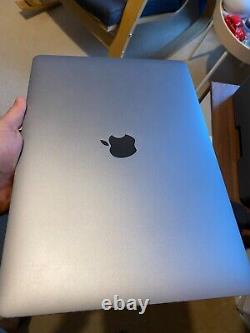 Apple MacBook Pro 13 inch Core i7 3.30GHz 512GB SSD / 16GB Ram with box