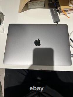 Apple MacBook Pro 13in (256GB SSD, Intel, 8GB) Laptop Space Grey MYD82B/A