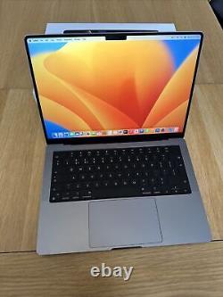 Apple MacBook Pro 14 (512GB SSD, M2 Pro, 16GB) Laptop Space Grey. Pristine