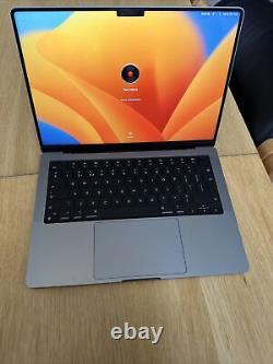 Apple MacBook Pro 14 (512GB SSD, M2 Pro, 16GB) Laptop Space Grey. Pristine