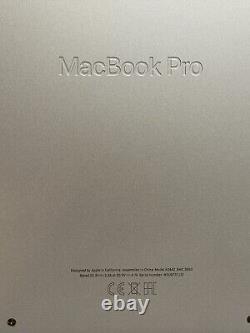 Apple MacBook Pro 14-inch A2442 M1 Pro Chip 16GB 512GB SSD Screen Flickering
