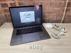 Apple MacBook Pro 15 2016 (Intel i7 6 Core 2.6GHz, 1TB SSD, 16GB RAM) A1707