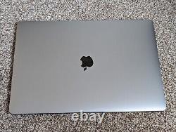 Apple MacBook Pro 15 2017 2.9GHz i7 16GB Ram 512GB SSD Radeon GPU Space Grey