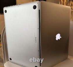 Apple MacBook Pro 15.4 A1398 2014- Core i7 2.3GHz 512GB/16GB -Silver