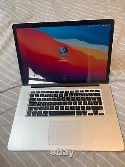 Apple MacBook Pro 15.4 Inch 2.5 GHz Quad Intel Core i7 Mid 2014 512GB Silver