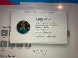 Apple MacBook Pro 15.4 Inch 2.5 GHz Quad Intel Core i7 Mid 2014 512GB Silver
