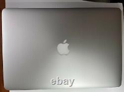Apple MacBook Pro 15.4in intel Core i7 2.2GHz 256gb ssd 16GB Silver Smashed LCD