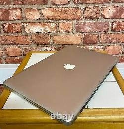 Apple MacBook Pro 15 C2D 2.53GHz 8GB RAM 256GB SSD MC118 MacOS Monterey