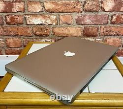 Apple MacBook Pro 15 Quad Core i7 2.0GHz 8GB RAM 256GB SSD MC721 MS Office