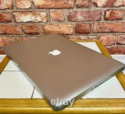 Apple MacBook Pro 15 Quad Core i7 2.0GHz 8GB RAM 256GB SSD MC721 MS Office