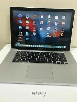 Apple MacBook Pro 15 inch Core2Duo 2.4 GHz 4 GB RAM -320GB Late 2008