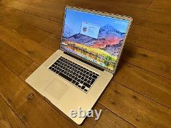 Apple MacBook Pro 17 2010 2.8GHZ Core i7 8GB RAM 500 GB SSD RARE