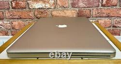 Apple MacBook Pro 17 Core i7 2.66GHz 8GB RAM 512GB SSD New Battery & MS Office