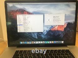 Apple MacBook Pro 17 Intel Core 2 Duo 4 GB RAM 320 GB Mid 2009