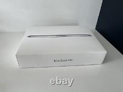 Apple MacBook Pro 2015 13 (128GB SSD, Intel Core i5 5257U, 2.70 GHz, 8GB)