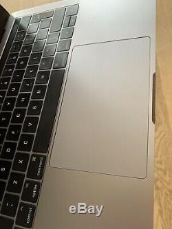 Apple MacBook Pro 2017 13 Touch Bar 3.1ghz 8gb 512gb SSD Cycle Count 11 2030