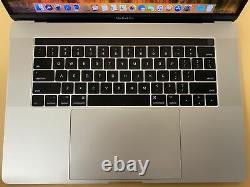 Apple MacBook Pro 2017 Touch Bar 15 2.8GHz i7 16GB 512 SSD READ