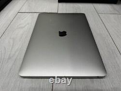 Apple MacBook Pro Retina 13.3 2017 256GB SSD 8GB Ram 2.3GHz Core i5 Silver