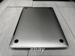 Apple MacBook Pro Retina 13.3 2017 256GB SSD 8GB Ram 2.3GHz Core i5 Silver