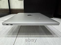 Apple MacBook Pro Retina 13.3 2017 256GB SSD 8GB Ram 2.3GHz Core i5 Silver