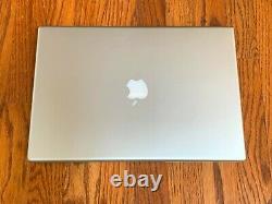 Apple Macbook Pro 15 a1226 2.4GHz 4GB RAM 35 cycle Great condit Trackpad READ