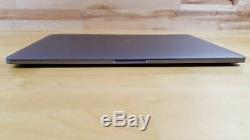 Apple Macbook Pro (15-inch, Mid 2017) 2.9 GHz Intel core i7 512GB SSD 16GB RAM