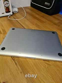 Hardly Used Apple MacBook Pro A1425 13.3 Feb 2013 in VERY GOOD CONDITION