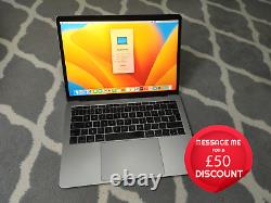 MacBook Pro 13 (2017) i5, 16GB RAM, 256GB SSD, FINAL CUT PRO, LOGIC PRO X