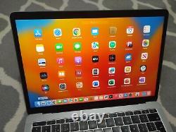 MacBook Pro 13 (2017) i5, 8GB RAM, 256GB SSD, FINAL CUT PRO, LOGIC PRO X