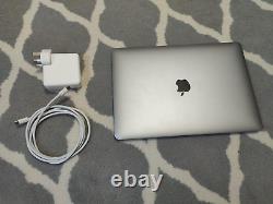 MacBook Pro 13 (2017) i5, 8GB RAM, 256GB SSD, FINAL CUT PRO, LOGIC PRO X