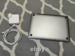 MacBook Pro 13 (2017) i5, 8GB RAM, 256GB SSD, FINAL CUT PRO, LOGIC PRO X
