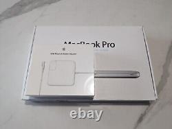 MacBook Pro 13 Intel Core i7 16GB RAM 500GB SSD Boxed Very Good